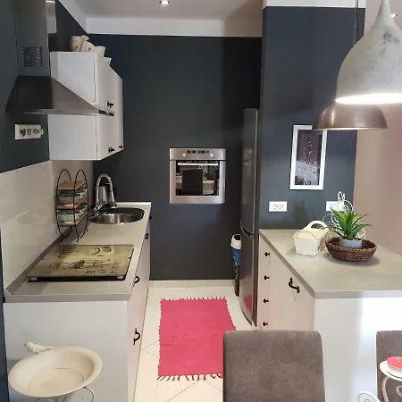 Dijana Apartman *